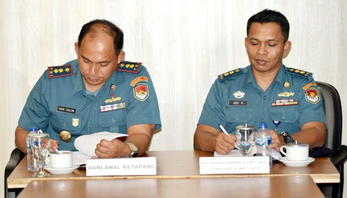 MENJAGA ESTAFET KOMANDO : EXIT BRIEFING DAN MEMORANDUM JELANG SERTIJAB DANLANAL KETAPANG