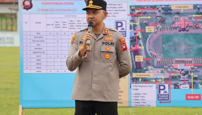 Cek Kesiapan Personel, Kapolres Ketapang Pimpin Apel dan TWG Pengamanan Sepak Bola Piala Bupati