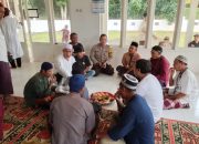 Dekat dengan Masyarakat, Bhabinkamtibmas Polsek Sungai Laur Gelar Jum’at Curhat di Masjid Al-Muhajirin