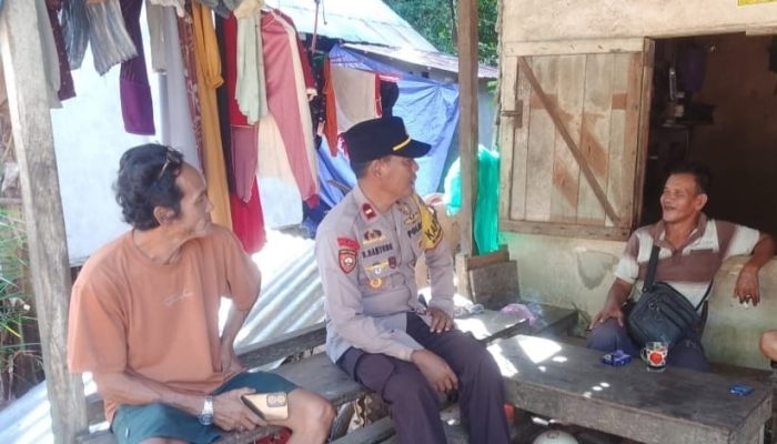 Kapolsek Simpang Dua Bersama Anggota Laksanakan Patroli Sambang Dialogis ke Masyarakat Sekitar