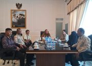 PWK Kunjungi Bupati Alexander Wilyo, Siap Jadi Mitra Profesional untuk Ketapang