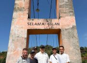 Perjalanan bupati ketapang di Tanjung Lambai