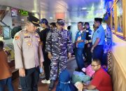 Pengamanan Maksimal! Prajurit Lanal Ketapang Kawal Arus Mudik di Pelabuhan dan Bandara