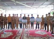 Pemkab Ketapang Serahkan Hewan Kurban Jelang Iduladha 1447 H, Wabup: Tetap Berbuat untuk Masyarakat di Tengah Efisiensi Anggaran